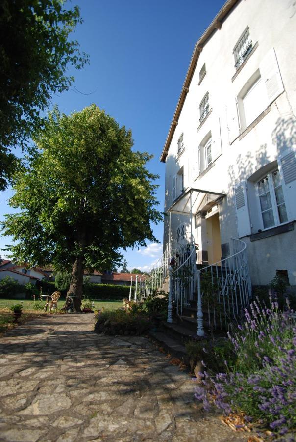 Maison De Retraite Vertaizon Esterno foto