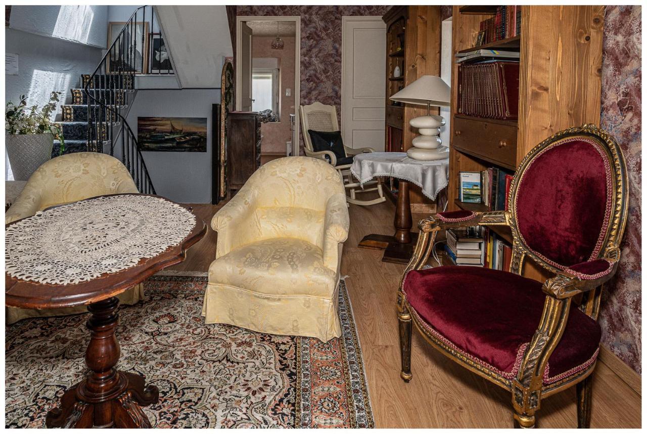 Maison De Retraite Vertaizon Esterno foto